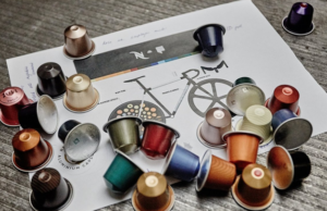 Pijete rádi kávu a vyhazujete kapsle? Dáme vám originální tip jak si za použití kávové kapsle vyrobit moderní náramek