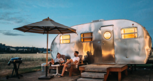 Máte doma karavan? Nezapomenutelné místa, kam se můžete vyrazit se svým karavanem