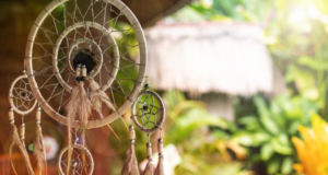 Rádi se inspirujete? Máme pro vás jednoduchý návod, jak si vyrobit domácí lapač snů