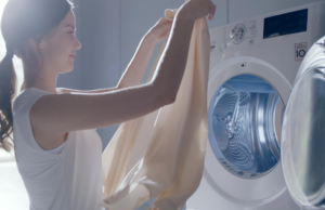 Sušíte prádlo v sušičce? Dáme vám originální tipy a triky jak si zjednodušit sušení prádla