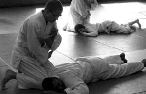 Bojové umění jako forma sebeobrany: Jak se naučit bránit sám sebe