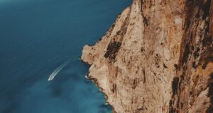 Cestování s rozpočtem: Jak si užít luxusní dovolenou za dostupnou cenu