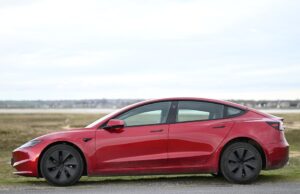 Novinky ze světa automobilů: Co nás čeká v roce 2021