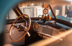 Nejlepší luxusní automobily roku 2021: Pohled do světa exkluzivního designu a výkonu