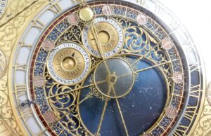 Bramborový knedlík s hovězím gulášem