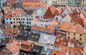 Tradiční česká svíčková na smetaně s houskovým knedlíkem