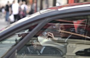 Inovativní technologie v automobilovém průmyslu: Co nás čeká v blízké budoucnosti?