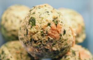 Bramborový svíčkový guláš s knedlíkem