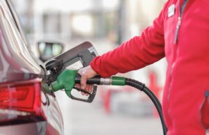 Historie automobilů: Od prvních vozů až po moderní superauta