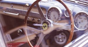 Historie automobilů: Vývoj od prvního vozu až po současnost