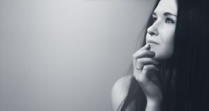 Osobnostní kouzlo: Jak se cítit krásně i bez líčení