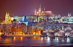 Bramborový guláš s klobásou: tradiční chuť České kuchyně