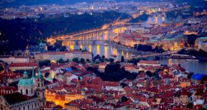 Pohádkové domácí knedlíky s vepřovým masem a zelím