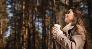 Krok za krokem ke kráse: Denní péče o pleť pro ženy všech věkových kategorií.