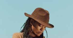 Trendy ve světě kosmetiky: Co je in a co je out v oblasti krásy