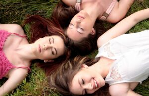 Krása bez hranic: Jak přijmout své nedokonalosti a být se svým vzhledem spokojená