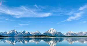 Neotřelé destinace pro vaši příští dovolenou: Skryté klenoty světa